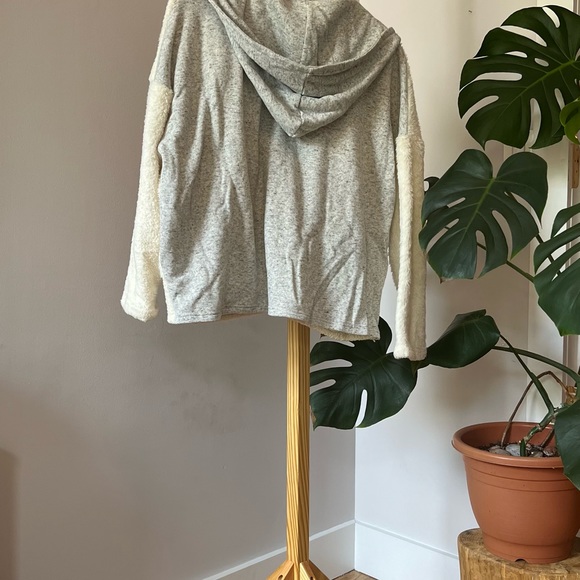 Cozy Fuzzy Sherpa Hoodie - Picture 2 of 5